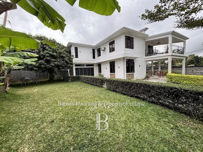 HELVETIA - Charming Family Home - 4 Bedrooms