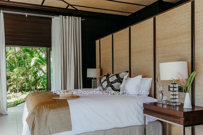 Villa de prestige avec pavillon et accès golf à Anahita – Quartier Lunea