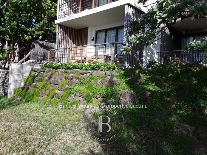 BLUE BAY - Beachfront apartment - 2 bedrooms