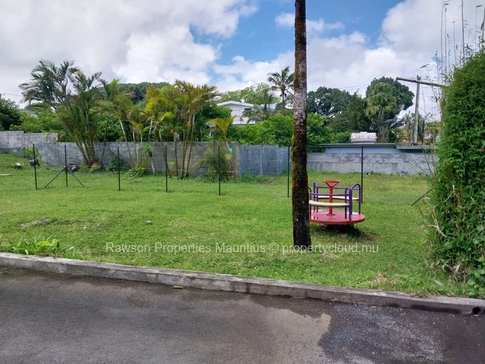 5,000m² Building For Sale in Curepipe
