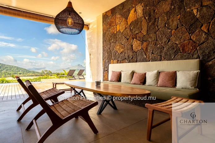 Villa d'exception de 3 chambres entre nature préservée et art de vivre raffiné