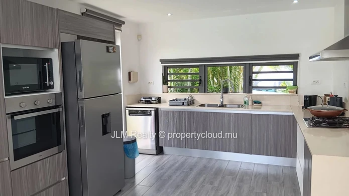 À louer : Villa contemporaine de 3 chambres avec piscine privée, La Gaulette, Île Maurice