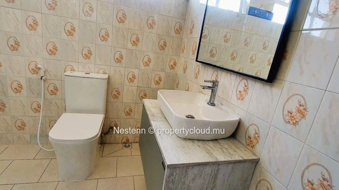 Spacieux appartement traditionnel avec 2 chambres