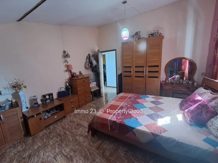 Maison / Villa - 6 chambres - Curepipe - Ref. MA100760VE