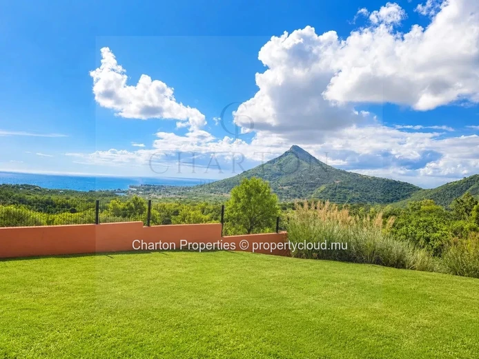 Villa d’exception de 4 chambres avec vue panoramique sur la baie de Tamarin
