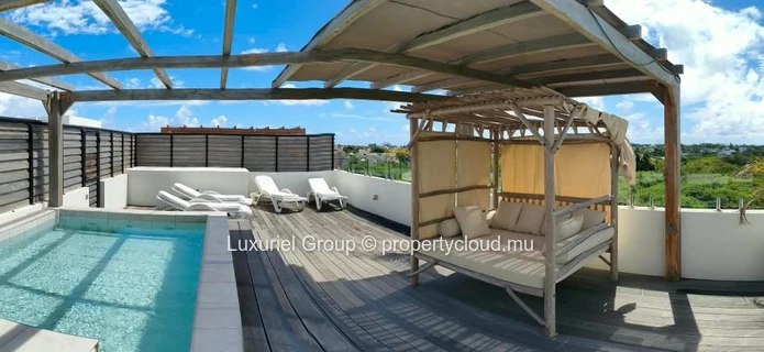 3-Bedroom Apartment with Private Rooftop in Pereybere