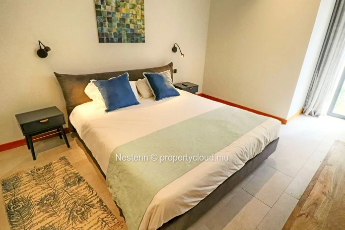 Appartement chic de 3 chambres en résidence sécurisée face à la plage