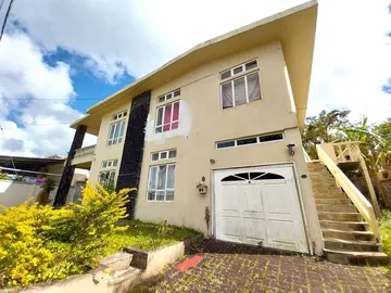 Maison de 6 Chambres