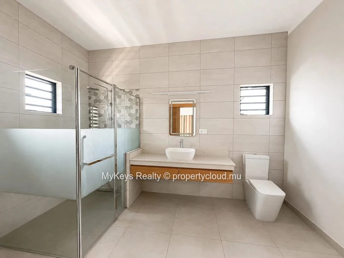 3-Bedroom Contemporary Villa – Tamarin
