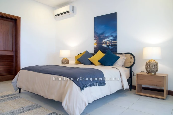 Appartement 248 m² avec vue mer dans résidence sécurisée – Pointe aux Canonniers