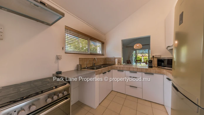 Charmante duplex de style cottage avec piscine privée et vue sur les montagnes