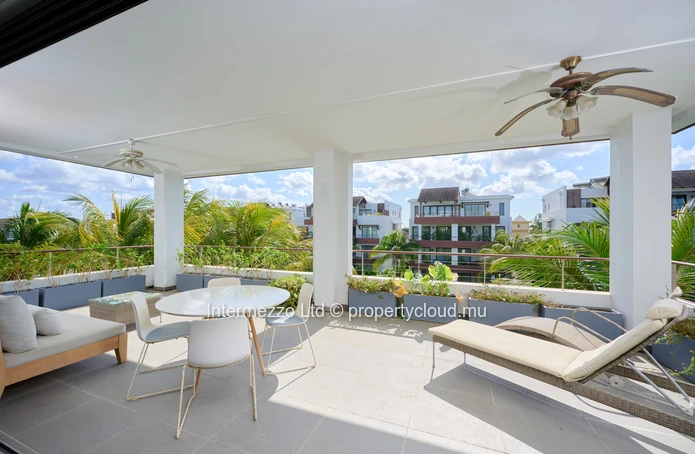 Appartement RES Mont Choisy — 3 chambres, seul à l'étage, plage à pied & accès privilégié