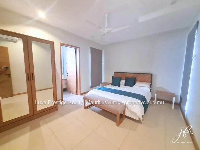 Luxury 4-Bedroom Waterfront House for Rent in Poste Lafayette | Private Pool, Lagoon Views & Secure Residence