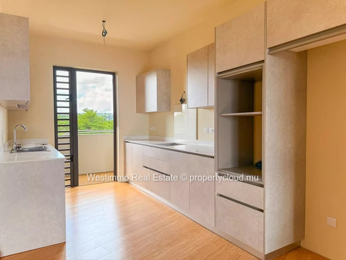 Appartement 3 chambres avec rooftop privé et vue mer à Flic en Flac à vendre