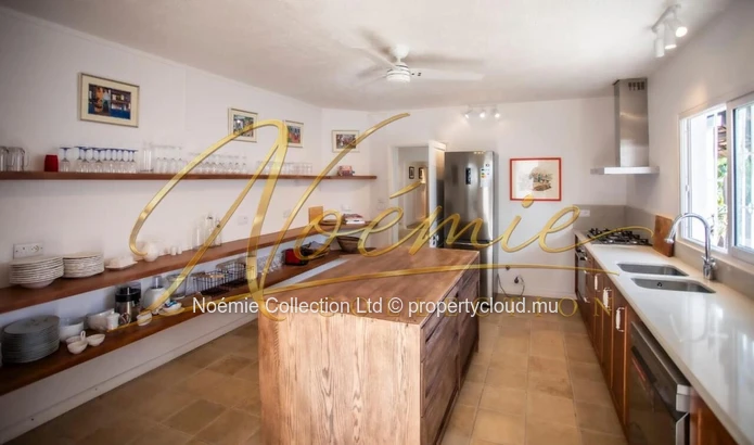 4-Bedroom Furnished Villa with Private Pool in Calodyne