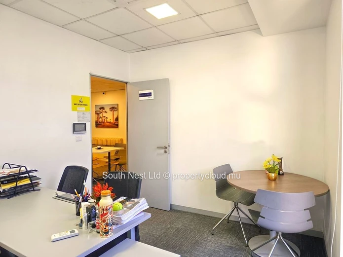 Opportunité d'Investissement – Bureau Commercial Premium à Vendre à Grand Baie