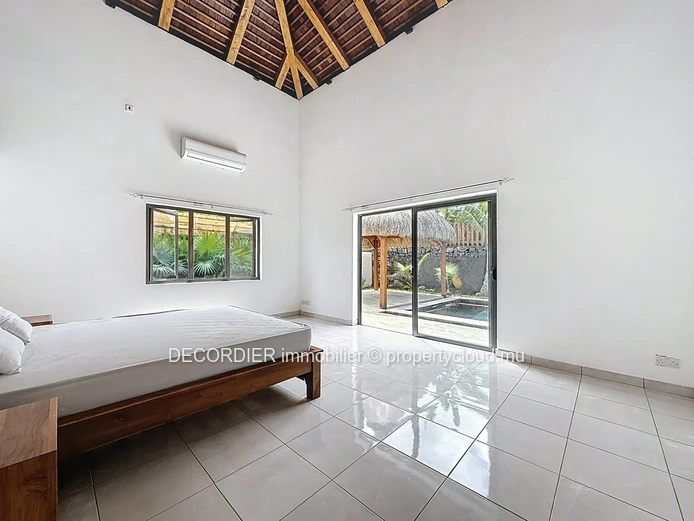 Stunning Balinese house in Pereybere, close to the centre of Grand Baie