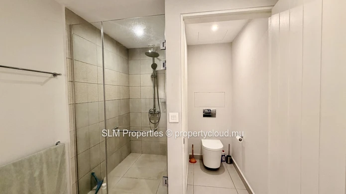 Appartement moderne de 3 chambres au rez-de-chaussée à vendre à Moka