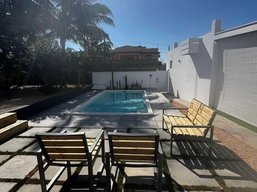 9 Bedroom Apartment