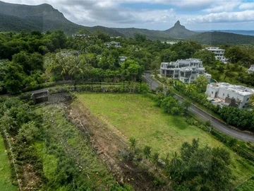 Commercial Land