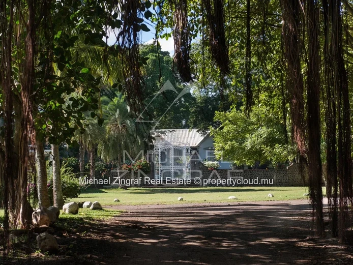 Ile Maurice - Villa d’exception de 5 chambres avec vue sur le golf à Mont Choisy Grand Baie