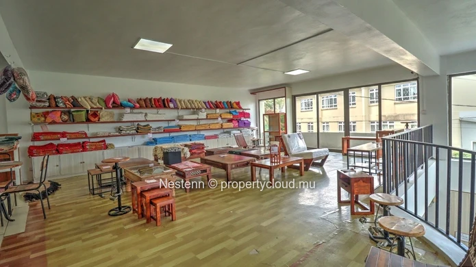 Unique Commercial Property – 558 m² Build Surface Area
