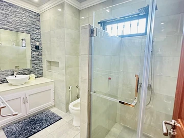 2 Bedroom Townhouse, Duplex