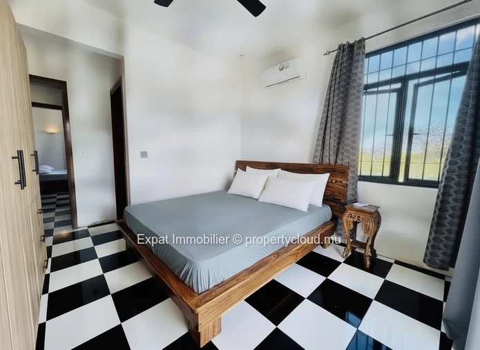 3-Bedroom Flat Overlooking The Garden And Swimming Pool – Near Azuri