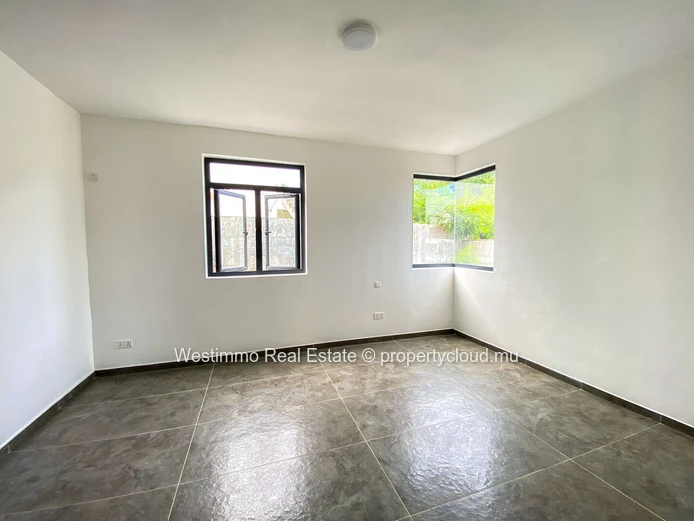 Calodyne - New house for sale 400m from the lagoon