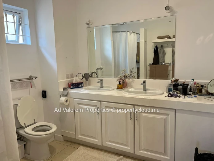 3-Bedroom Apartment for Rent in Rivière Noire with Pool