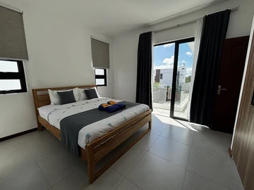 4 Bedroom Villa