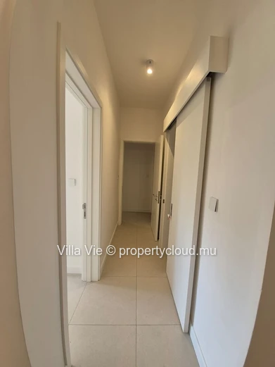 Beau Plan - Bel appartement de 2 chambres avec piscine commune