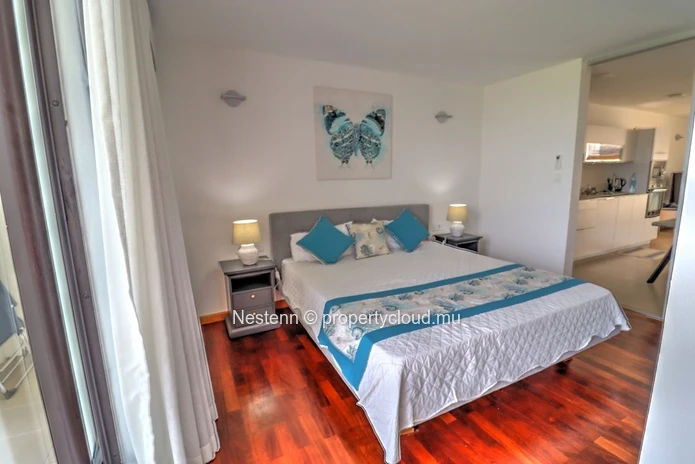 Bel appartement de 2 chambres à quelques minutes de la plage 