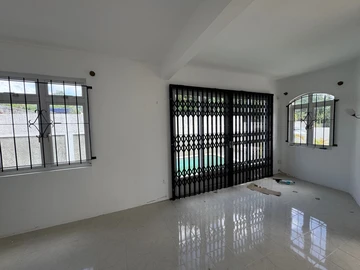 7 Bedroom Villa
