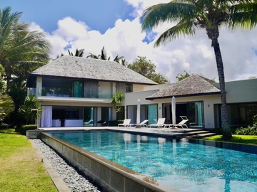 5 Bedroom Villa
