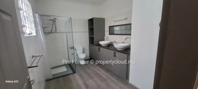  House for sale in St antoine - A Recently Renovated Family Home Close to the Northern Schools