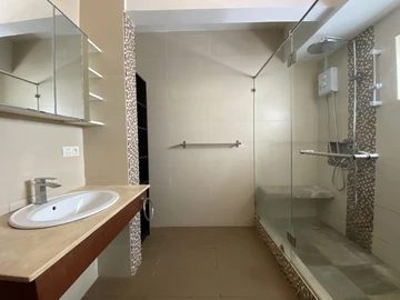Appartement de 4 Chambres