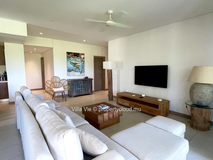 Mont Choisy - Beautiful 2-bedroom en suite apartment in a secure residence, golf view