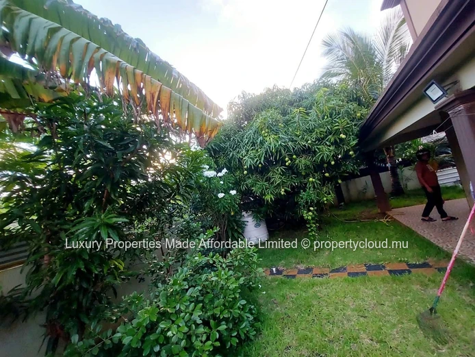 House for Sale at Bois Pignolet, T. Rouge at MUR 8Million