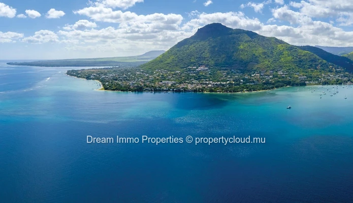 Prestigious Beachfront & Sea View Penthouses In Black River - Mauritius 