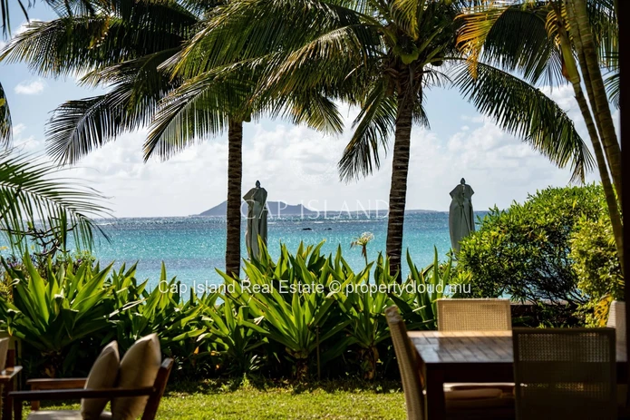 Cap Malheureux - Apartment with lagoon view, 30 meters from its private beach