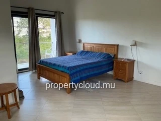 For rent – Superb 3-bedroom en suite apartment with pool and garden in Grand Baie