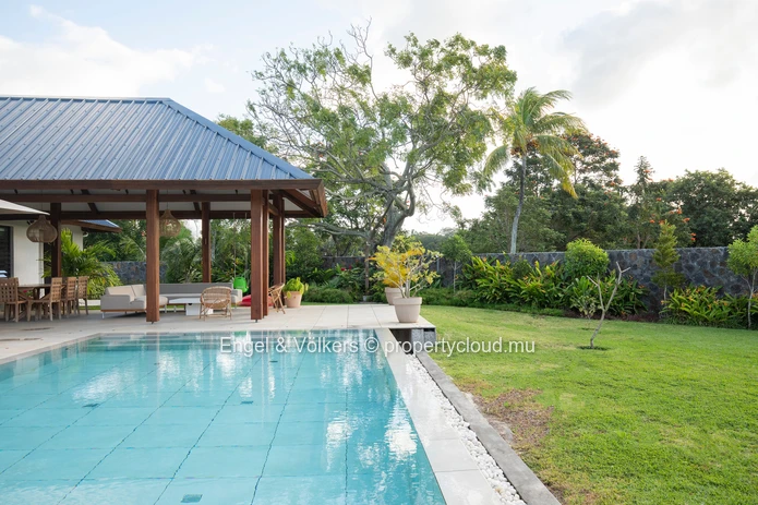 Fully Furnished 5-Bedroom Villa with Pool & Large Garden on Mauritius' East Coast