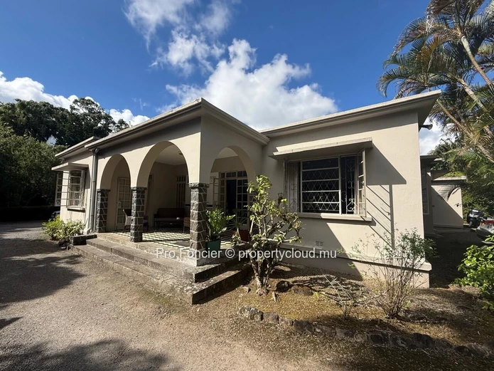 Maison à vendre à  Curepipe - Un bien de caractère dans un quartier prisé