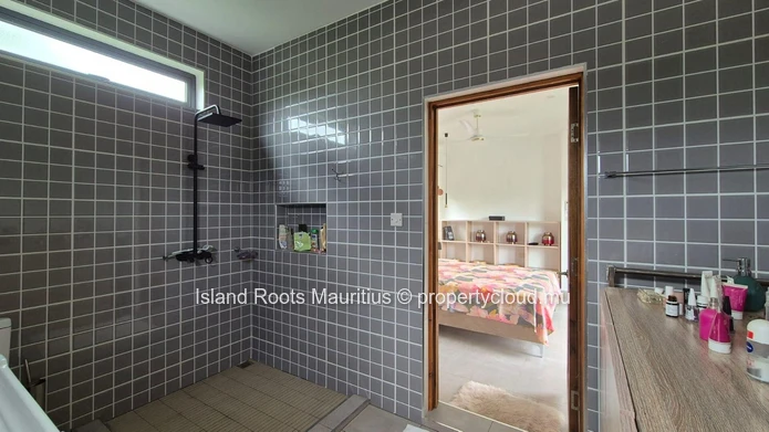 Charming villa to rent in the heart of Forêt Daruty