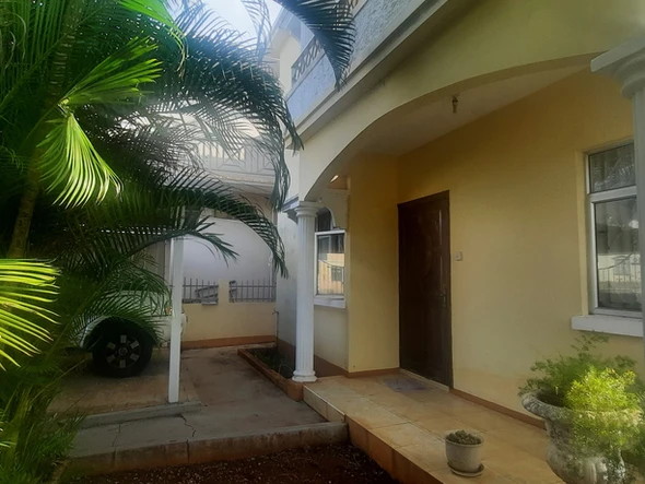 Maison 4 chambres à vendre à Coromandel, Port Louis, avec jardin, vue montagne, proche commodités
