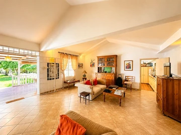 4 Bedroom Villa