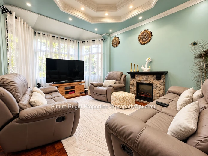 A Warm & Charming Family Home in the Heart of Curepipe