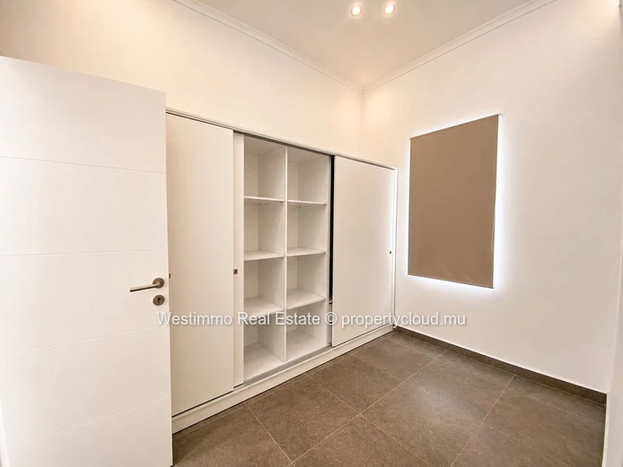 Trou aux Biches - Magnificent modern 5-bedroom en-suite furnished villa with swimming pool for rent