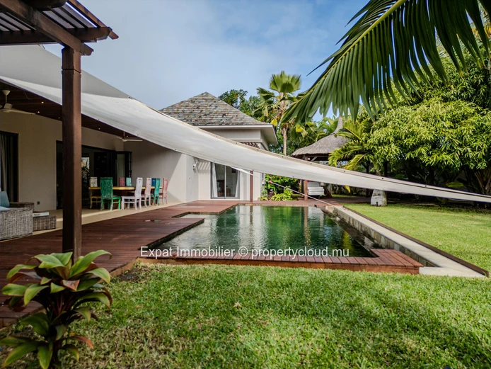 Exceptional Single-Storey 4-Bedroom Villa With Swimming Pool And Large Landscaped Garden – Grand Baie